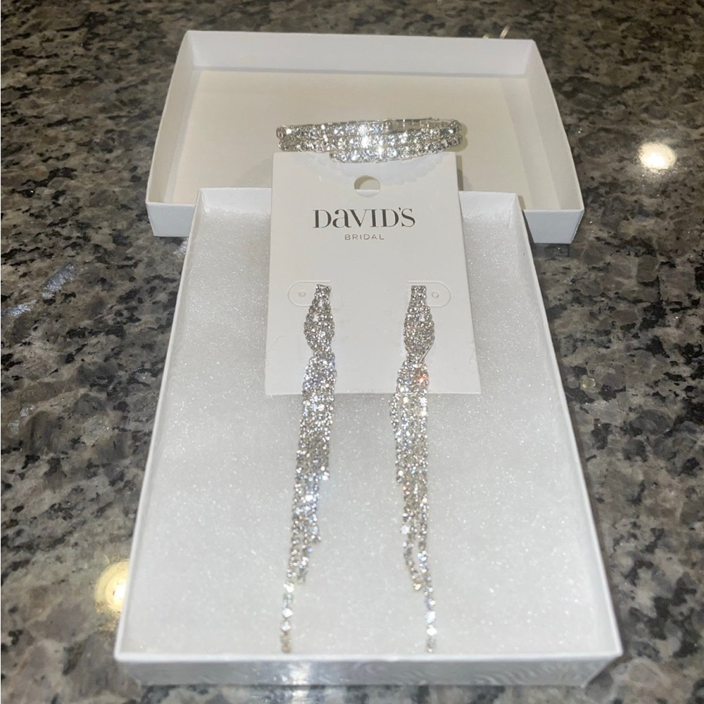 David’s Bridal Jewlry